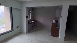 Room in 3 BHK Apartment at Lady Ratan Tower, Worli – for Rent