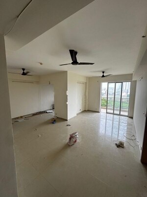 Room in 3.5 BHK Apartment at DLF New Town Heights II, Sector 86 – for Rent