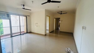 Room in 2 BHK Apartment at Hiranandani Zen Atlantis, Powai – for Rent
