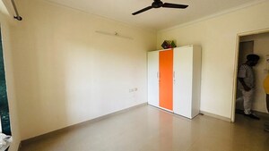 Room in 2 BHK Apartment at Hiranandani Zen Atlantis, Powai – for Rent