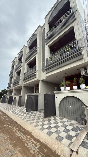 4 BHK Villa For Sale in Mansarovar Extension