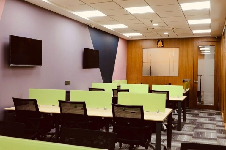Team Area, super corridor Commercial Office Space 1800 Sq.Ft. In Super Corridor Indore 10645745