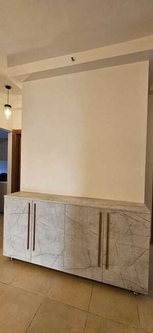 Room in 3 BHK Apartment at Bhartiya Nikoo Homes, Thanisandra Main Road – for Rent