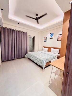 Bedroom in 2 BHK Builder Floor at Sushant Lok 3, Sector 57 – for Rent