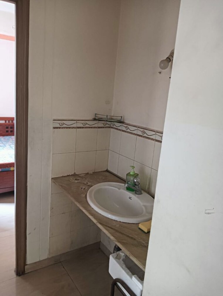 Bathroom, vijay-annex-31 2 Bedroom 750 Sq.Ft. Apartment In Waghbil Thane 10645753