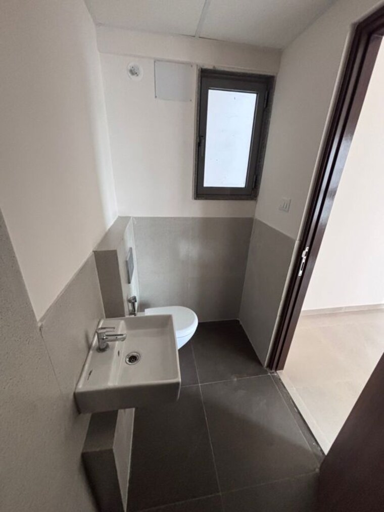 Bathroom, piramal-vaikunth 1 Bedroom 361 Sq.Ft. Apartment In Balkum Pada Thane 10645762