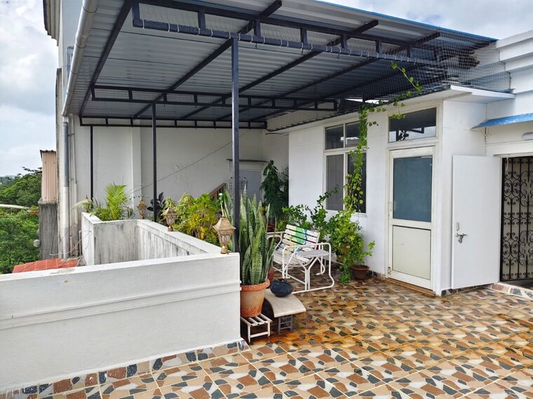  Parking, indraprastha-housing-society 3 Bedroom 3350 Sq.Ft. Penthouse In Hadapsar Pune 10645761