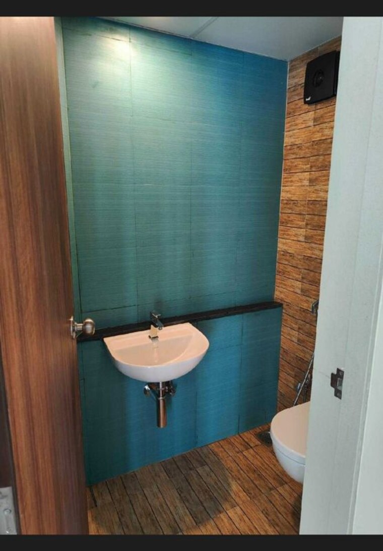Bathroom, lodha-crown-quality-homes 1 Bedroom 317 Sq.Ft. Apartment In Majiwada Thane 10645784