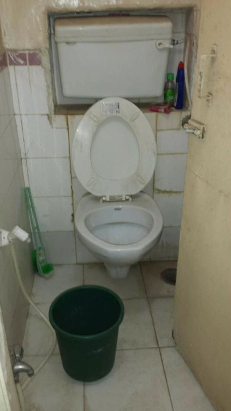 Bathroom, sai-palace-chs 2 Bedroom 600 Sq.Ft. Apartment In Owale Thane 10645786