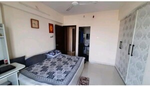Bedroom in 1.5 BHK Apartment at Lodha Amara, Kolshet Road – for Rent