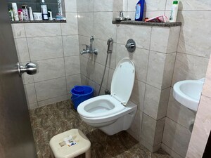 Bathroom in 2 BHK Apartment at Amanora Victory Towers, Hadapsar – for Rent