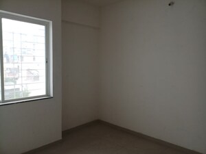 Room in 1 BHK Apartment at Kohinoor Iris Park, Hadapsar – for Sale