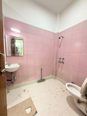 Bathroom in 3 BHK Villa at Sector 21 – for Rent