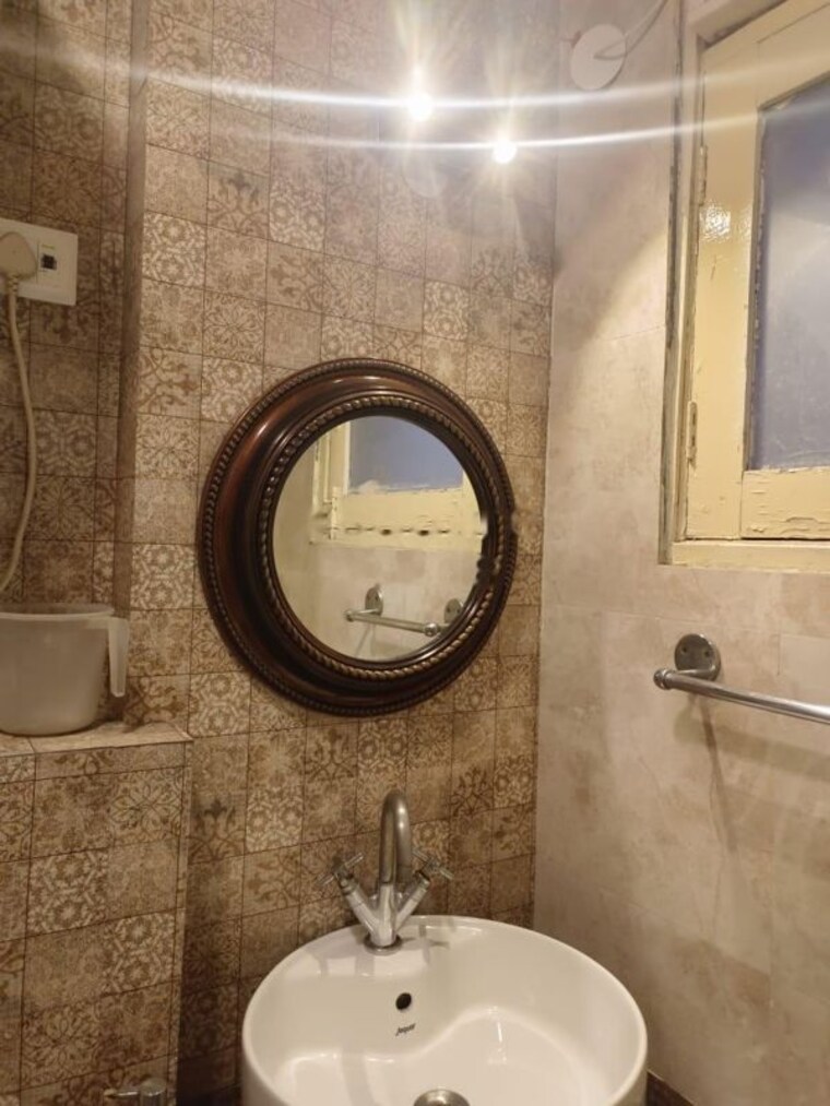 Bathroom, tulip-orange 3 Bedroom 1450 Sq.Ft. Apartment In Sector 70 Gurgaon 10645849