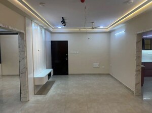 Room in 2.5 BHK Apartment at Candeur 40, Miyapur – for Rent