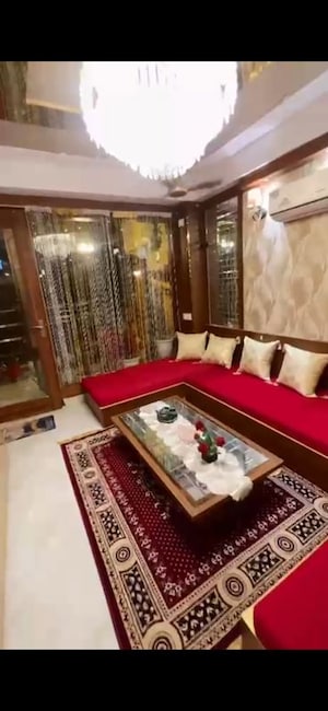 Bedroom in 4 BHK Apartment at Shaheen Bagh – for Sale
