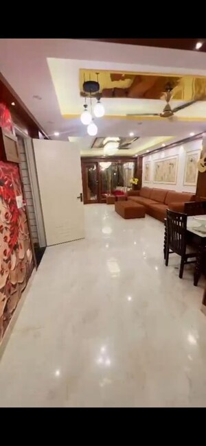 Hall in 4 BHK Apartment at Shaheen Bagh – for Sale