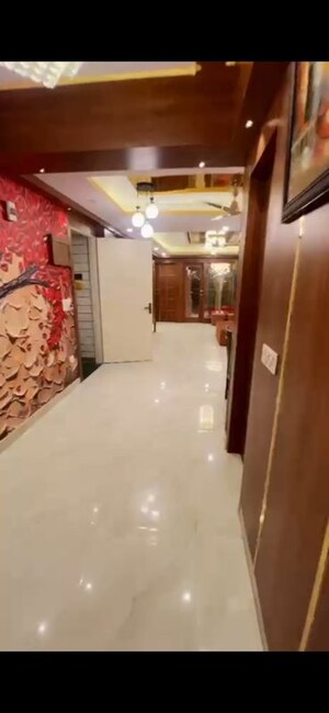 Furnished Amenities in 4 BHK Apartment at Shaheen Bagh – for Sale