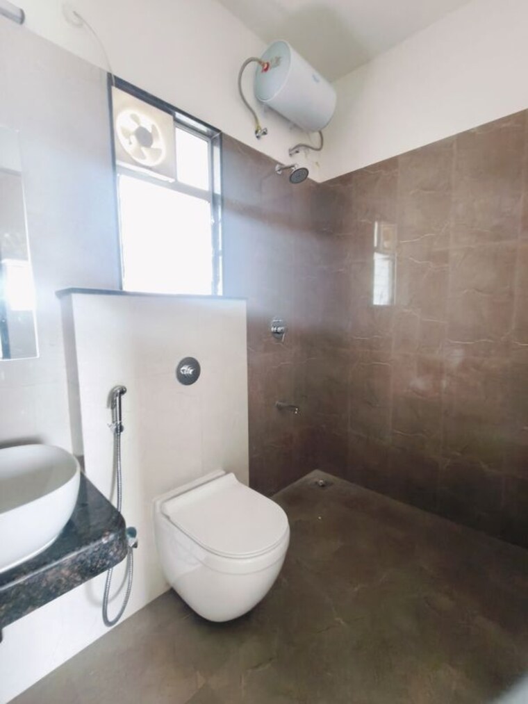 Bathroom, k-raheja-sterling 2 Bedroom 1100 Sq.Ft. Apartment In Mohammadwadi Pune 10645888