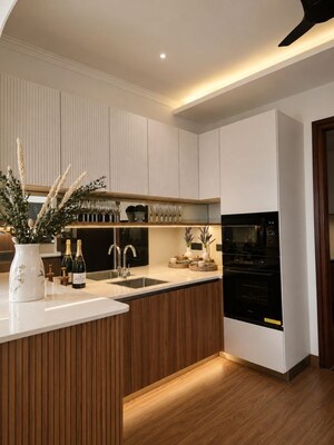 Kitchen in 5 BHK Villa at Naldehra – for Sale