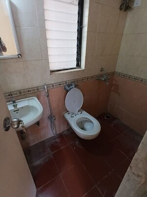 Bathroom in 2 BHK Apartment at Lokhandwala Infrastructure Spring Leaf, Kandivali East – for Rent