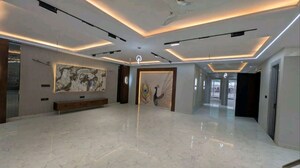 3 BHK Builder Floor For Rent in Sector 81