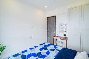 Bedroom in 2 BHK Apartment at DLH Dream Tower, Jogeshwari West – for Sale