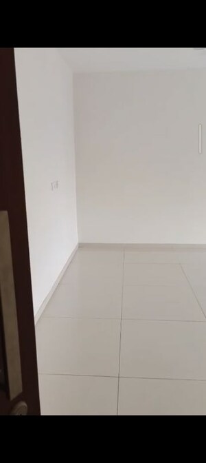 Room in 3 BHK Apartment at Shapoorji Pallonji Joyville Gurgaon, Sector 102 – for Sale