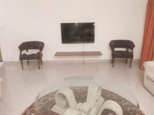 Room in 3.5 BHK Apartment at Sobha Carnation Pune, Kondhwa – for Rent