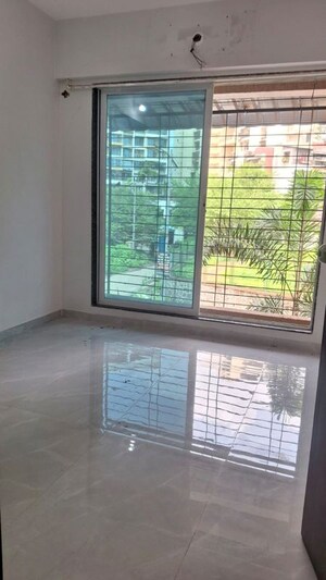Room in 1 BHK Apartment at Vibrant Homes, Ulwe Sector 8 – for Rent