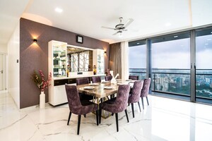 Gym in 5 BHK Apartment at Oberoi Realty Esquire, Goregaon East – for Sale
