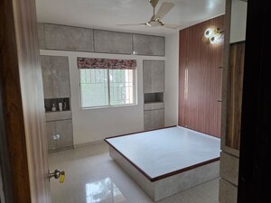 Room in 4 BHK Villa at Vasant Vihar – for Rent