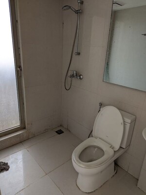 Bathroom in 1 BHK Apartment at Thane West – for Rent