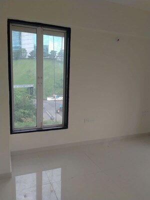 Room in 2 BHK Apartment at Karmvir Avant Sky Villa, Goregaon East – for Rent