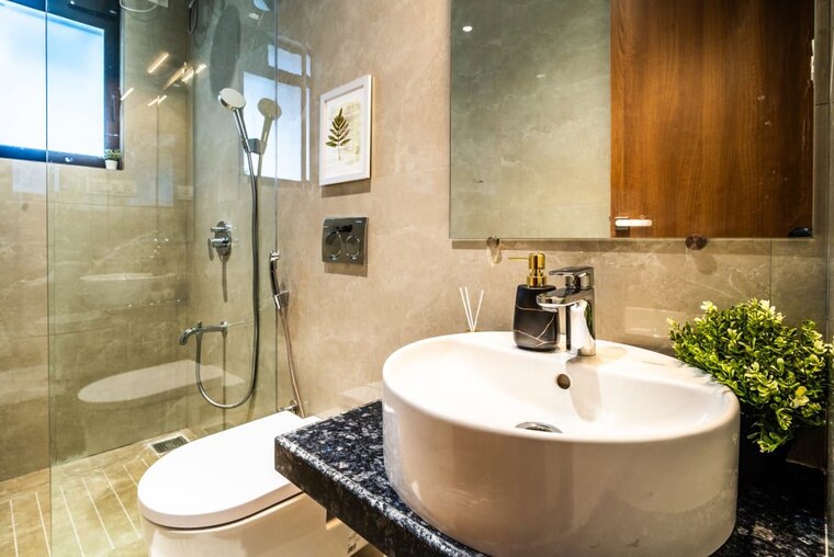 Bathroom, kl-astoria 4 Bedroom 1735 Sq.Ft. Apartment In Bandra West Mumbai 10604681