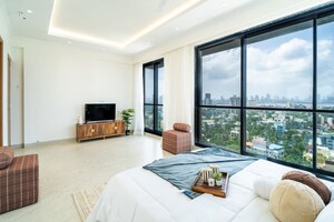 Bedroom in 4 BHK Apartment at KL Astoria, Bandra West – for Sale