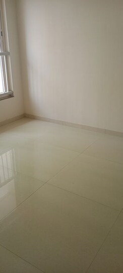 1 BHK +Apartment For Rent in Kalpataru Vivant