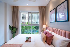 Bedroom in 1 BHK Apartment at Hiranandani Regent Hill, Powai – for Sale