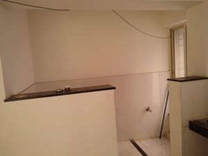 Room in 3 BHK Apartment at Nalinottam Residency, Pashan Sus Road – for Rent