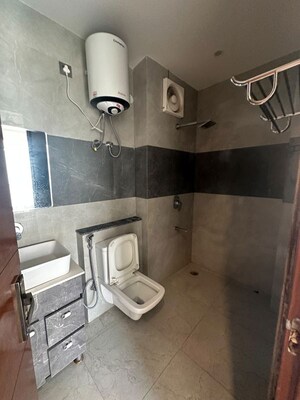 Bathroom in 3 BHK Builder Floor at Ansal Esencia-Mulberry Homes, Sector 67 – for Rent