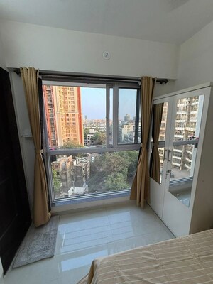 Room in 1 BHK Apartment at New Ocean View, Andheri West – for Sale