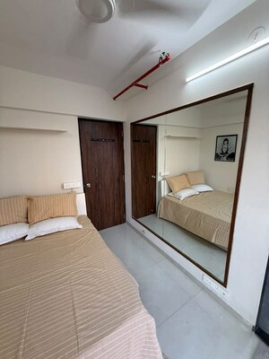 Room in 1 BHK Apartment at New Ocean View, Andheri West – for Sale
