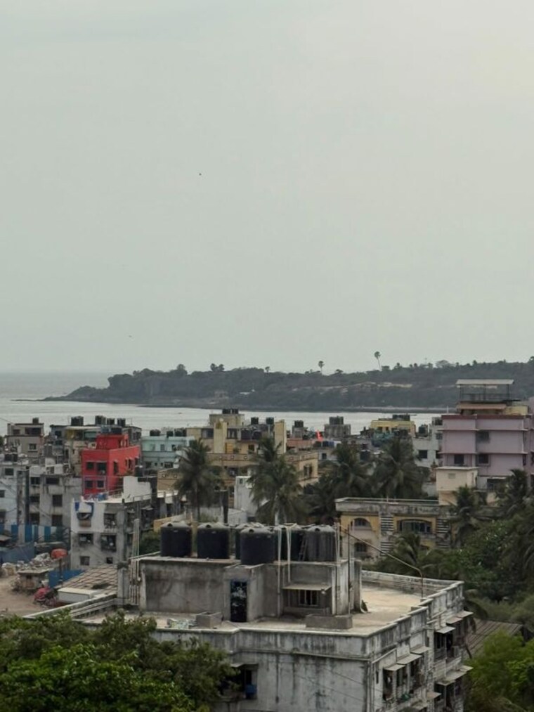 Exterior View, new-ocean-view 1 Bedroom 400 Sq.Ft. Apartment In Andheri West Mumbai 10646191
