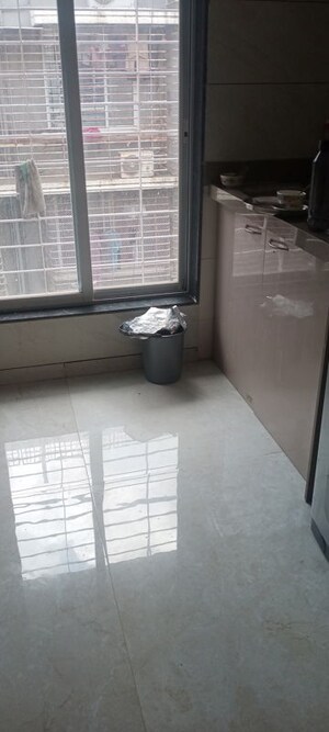 Room in 1 BHK Apartment at Accord Bindra One, Andheri East – for Rent