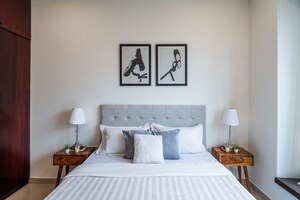Bedroom in 2.5 BHK Apartment at Oberoi Realty Woods, Goregaon East – for Sale