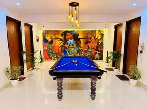 Bedroom in 1 RK Builder Floor at Sector 21 – for Rent