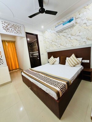 Bedroom in 1 RK Builder Floor at Sector 21 – for Rent