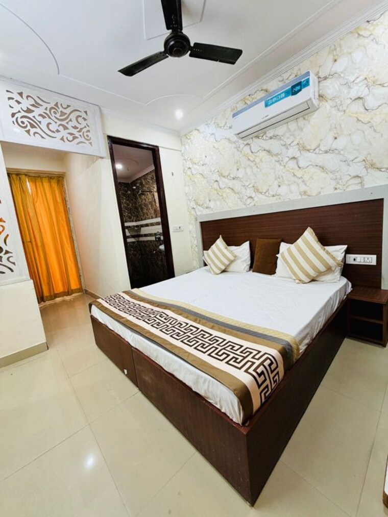 Bedroom, sector 21 1 RK 200 Sq.Ft. Builder Floor In Sector 21 Gurgaon 10646228