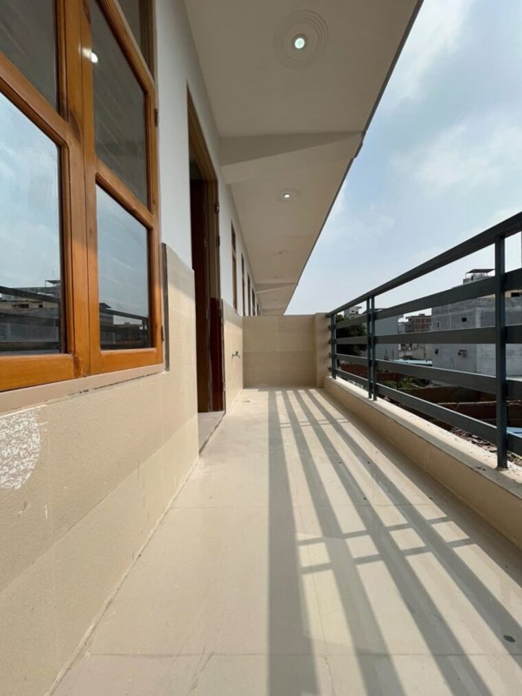 Balcony, sector 23 1 Bedroom 500 Sq.Ft. Builder Floor In Sector 23 Gurgaon 10646250