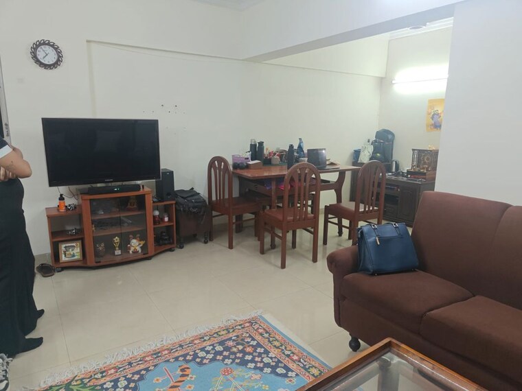 Living Room, greenwoods-chs 2 Bedroom 860 Sq.Ft. Apartment In Andheri East Mumbai 10646300